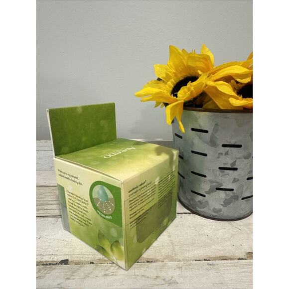 Aveeno Positively Radiant Overnight Facial Hydrating Moisturizer 1.7 Ounce - Picture 3 of 4